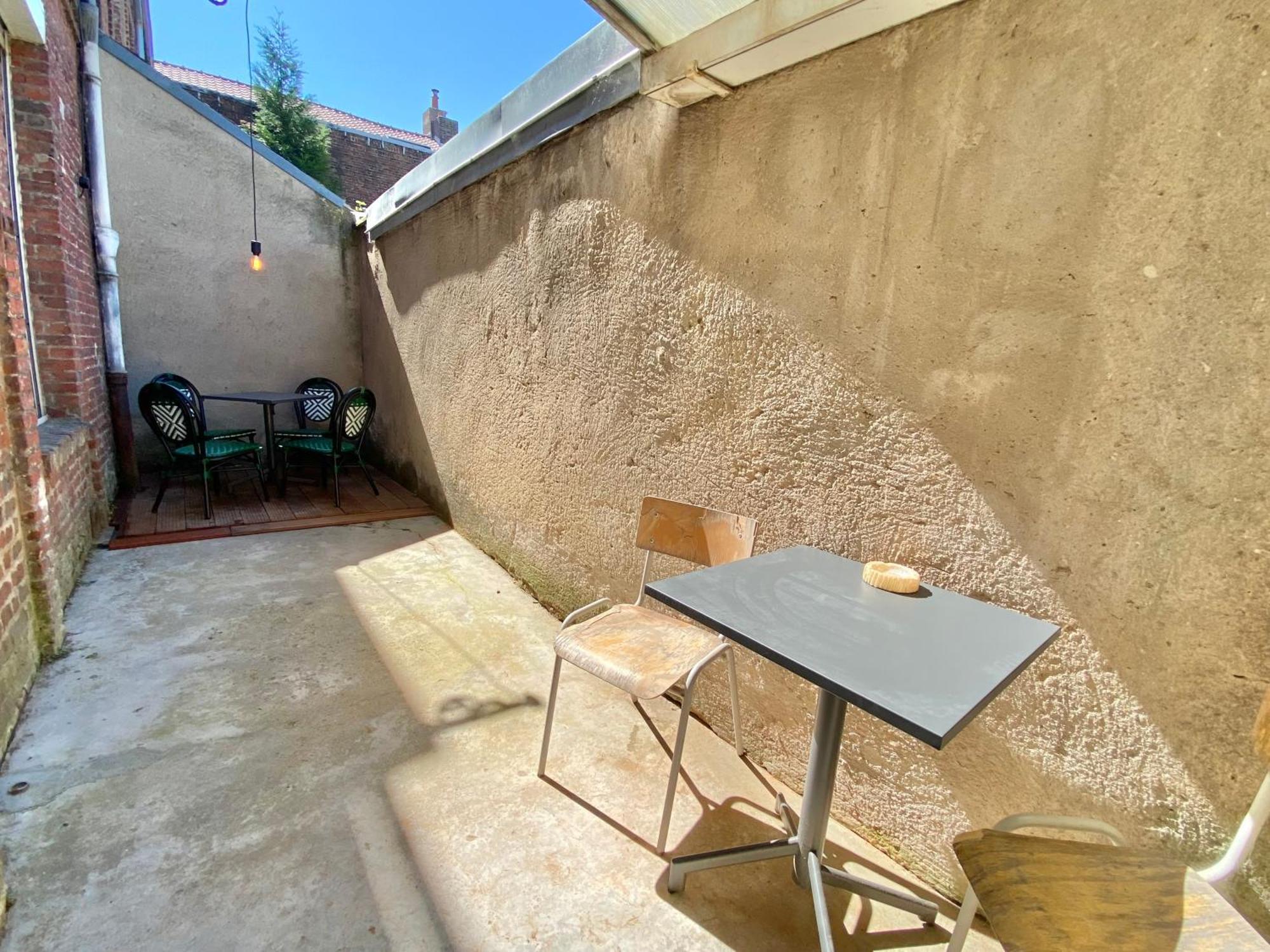 Oasis Urbaine - Spacieux Et Calme Avec Patio Lille Extérieur photo